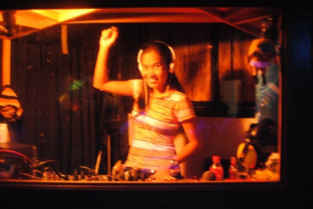 Day's Hotel - DJ RandR