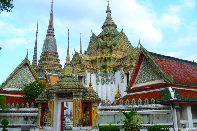 Backpacking SEA - Bangkok - a temple in Wat Pho complex